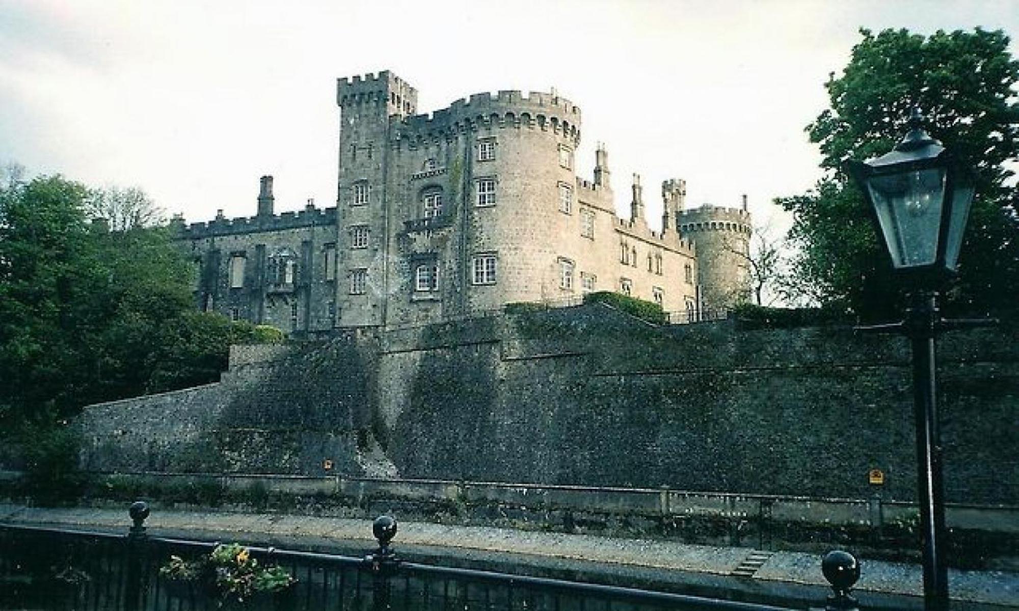 The Waterfront Townhouse Accommodation Kilkenny Exterior foto